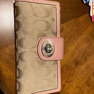Coach wallet
